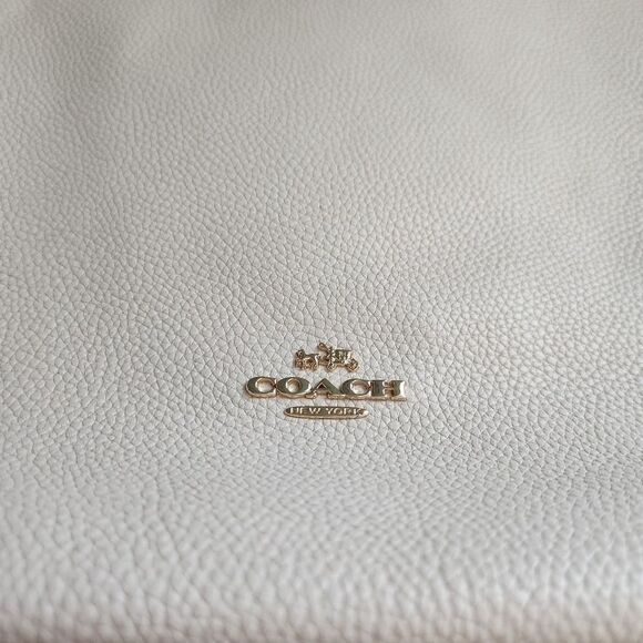 Coach Scout Large Hobo Pebbled Leather - Picture 4 of 13